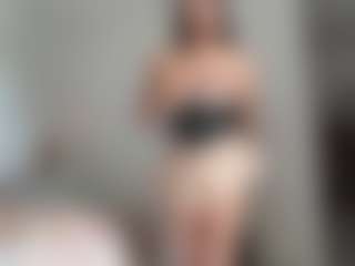 Live cam show with keirasworldd - Petite on Camsoda