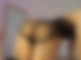 Live cam show with keirasworldd - Yoga on xfollow cams