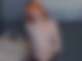 Live cam show with Mozelle - Ass Bouncing on dropp.cam