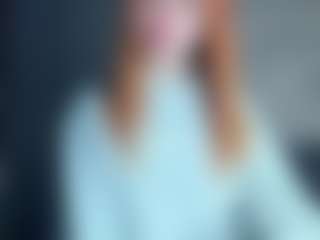 Live cam show with Mozelle - Whore on CamSodaAdn
