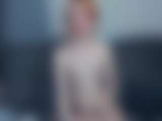 Mozelle's Live Sex Cam Show