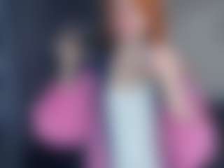 Live cam show with Mozelle - Genital Piercings on Strip Flash - Live Sex Shows