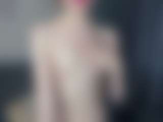 Mozelle's Live Sex Cam Show