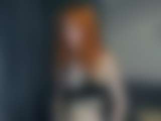 Live cam show with Mozelle - Princess on TeamSkeetLive