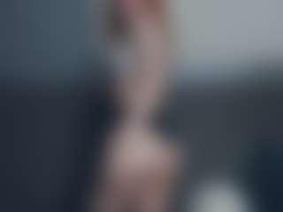 Live cam show with Mozelle - Bdsm on SpunkLive