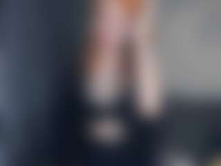 Live cam show with Mozelle - Dominant on Cam Slut