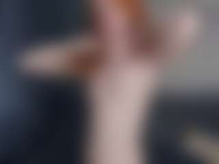 Live cam show with Mozelle - Dominant on dropp.cam