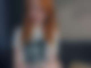 Live cam show with Mozelle - Bitch on LiveSexCams6