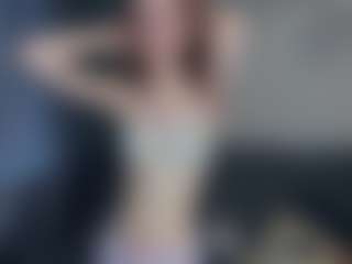 Live cam show with Mozelle - Dominant on CamwithHer