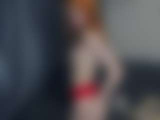 Live cam show with Mozelle - Ride on Camming Site