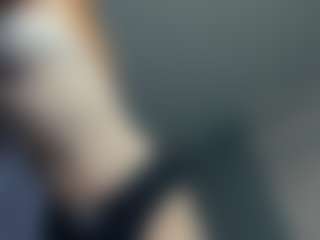 Live cam show with Mozelle - Joi on Camsoda