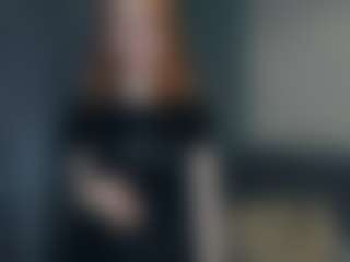 Live cam show with Mozelle - Hairy Armpits on CamClone