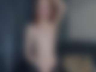 Mozelle's Live Sex Cam Show