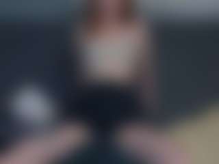 Live cam show with Mozelle - Cosplay on crypto-cams