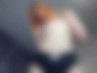 Mozelle's Live Sex Cam Show