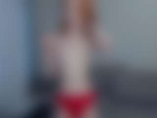 Live cam show with Mozelle - Princess on Camsoda