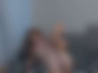 Live cam show with Mozelle - Slave on Camsoda