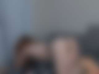 Mozelle's Live Sex Cam Show
