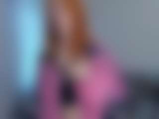 Live cam show with Mozelle - Ride on Camsoda