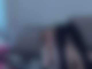 Live cam show with Mozelle - Abs on Camsoda
