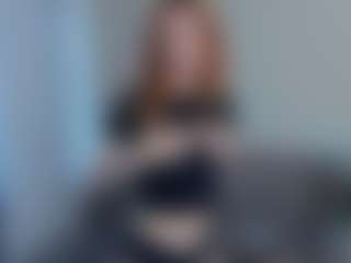 Live cam show with Mozelle - Bitch on CSO-WL