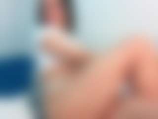 Live cam show with Sthefanyx1 - Tease on CamSextacy