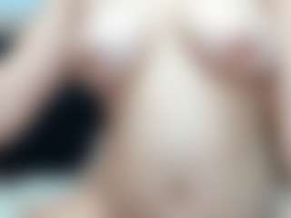 Live cam show with ALICIATARLY - Skinny on sexylivex.com