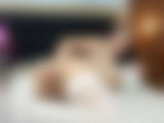 Live cam show with ALICIATARLY - Ride Torso on TastyBlacksLive