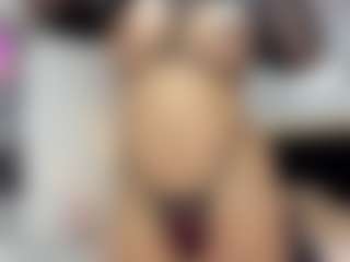 ALICIATARLY's Live Sex Cam Show