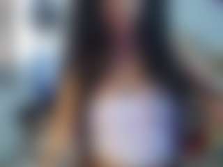 Amaia-T's Live Sex Cam Show