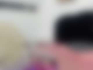 Live cam show with Ava-ryd - Facial on milfzrlive.com
