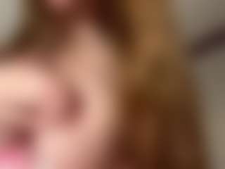 Kira's Live Sex Cam Show