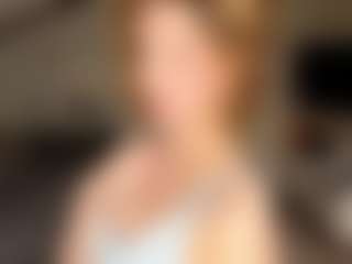 Kira's Live Sex Cam Show