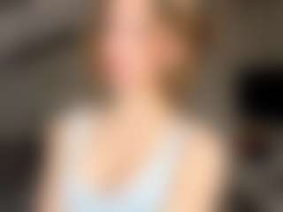 Kira's Live Sex Cam Show