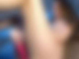 Live cam show with Kira - Average on Camsoda