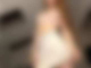 Live cam show with Kira - Blue Eyes on AdultVida.com