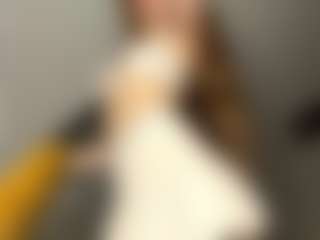 Kira's Live Sex Cam Show