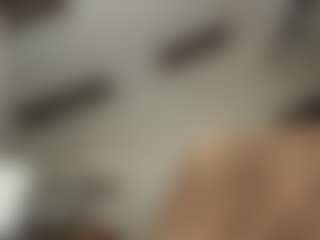 Kira's Live Sex Cam Show