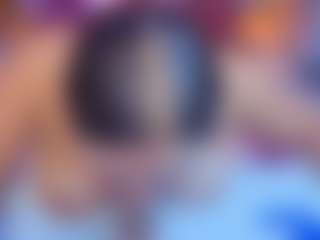 Live cam show with Clhoe-B - Hairy Pussy on Fit Hotties
