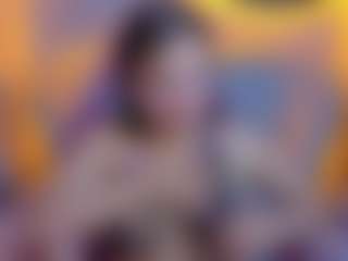 Clhoe-B's Live Sex Cam Show