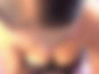 CLHOEBOOBS's Live Sex Cam Show