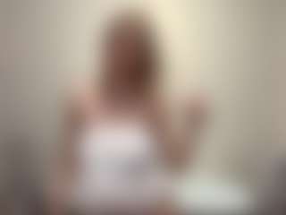 Live cam show with GalinaNyland - Striptease on Camsoda