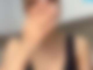Live cam show with GalinaNyland - Camel Toe on livesuperchat.net