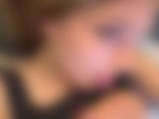 Live cam show with GalinaNyland - Skinny on SxyPornLive