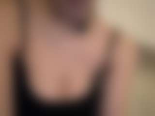 Live cam show with GalinaNyland - Skinny on Uber Horny