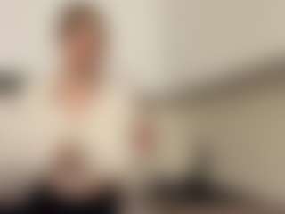 Live cam show with GalinaNyland - Body Massage on Camsoda