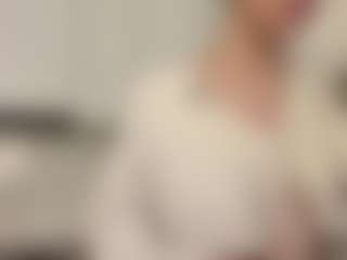 Live cam show with GalinaNyland - Body Massage on Camsoda