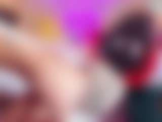 Live cam show with GigiBelli - Flashing on crypto-cams
