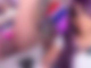 Live cam show with GigiBelli - Fingers on Camsoda