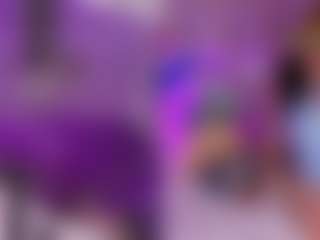 GigiBelli's Live Sex Cam Show